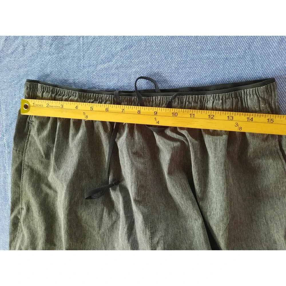 Prana Mens Mojo Shorts Olive Green Heather Stretch Yoga Climbing Size L 36-38 - Picture 4 of 8